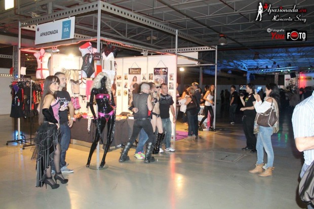 Ambiente del domingo en el Festival Erótico de Alicante 2013