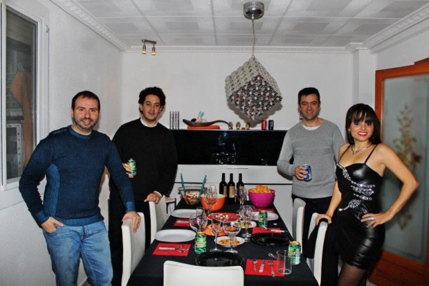 Risas en la fiesta de fin de año