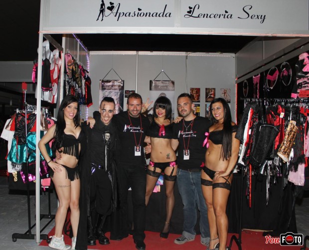 Foto de recuerdo en el stand de Apasionada, Murcia 2014