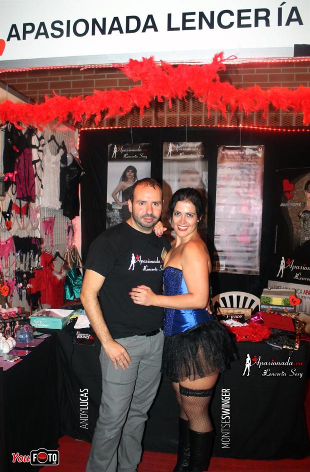 Artistas posando en el stand de Apasionada® del Salón Erótico de Barcelona 2014