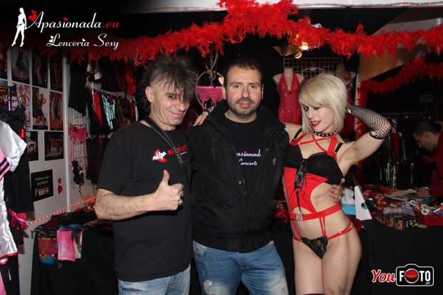 El equipo de Apasionada® con visitantes en Paixxon Galega