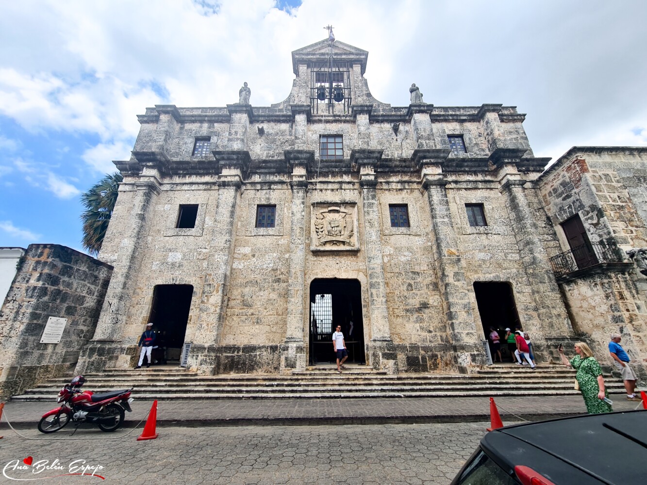 Panteón de La Patria. Museo de las Casas Reales en Santo Domingo en Republica Dominicana
