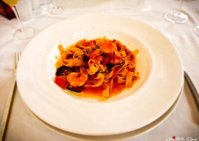 Fetuccini Frutti di Mare camarón, pulpo, chipirón y mejillón, flambeado al vino blanco con salsa de tomate casera y albahaca el restaurante Il Capriccio en Bahia Principe Grand La Romana en Republica Dominicana